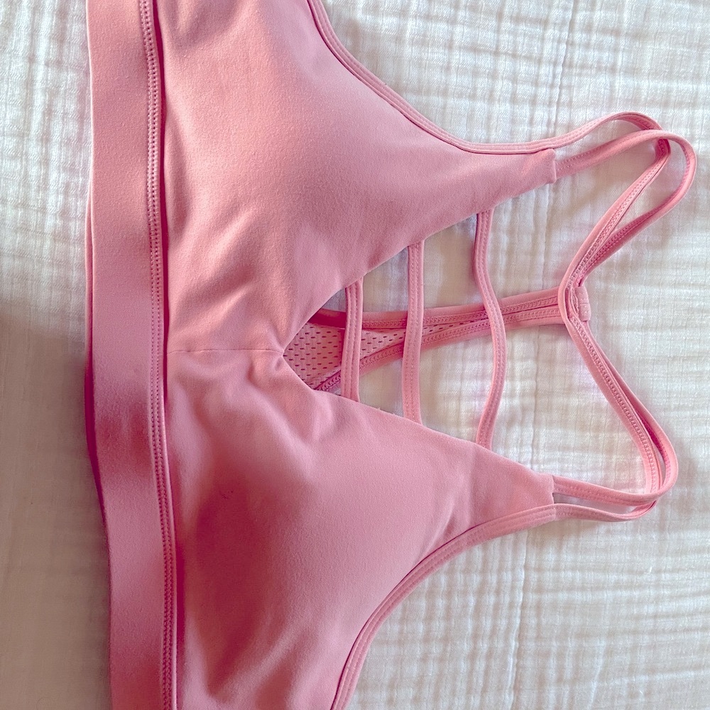 ZYIA active grid bra